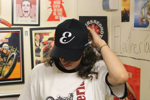 Adjustable cap